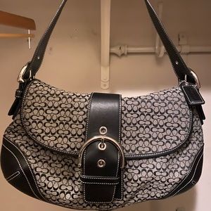 COPY - did NOT sell! Like New Coach Purse!